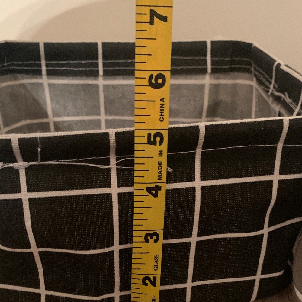 Grid Pattern Storage Bins - Set of 2 💖 - Picture 7 of 10